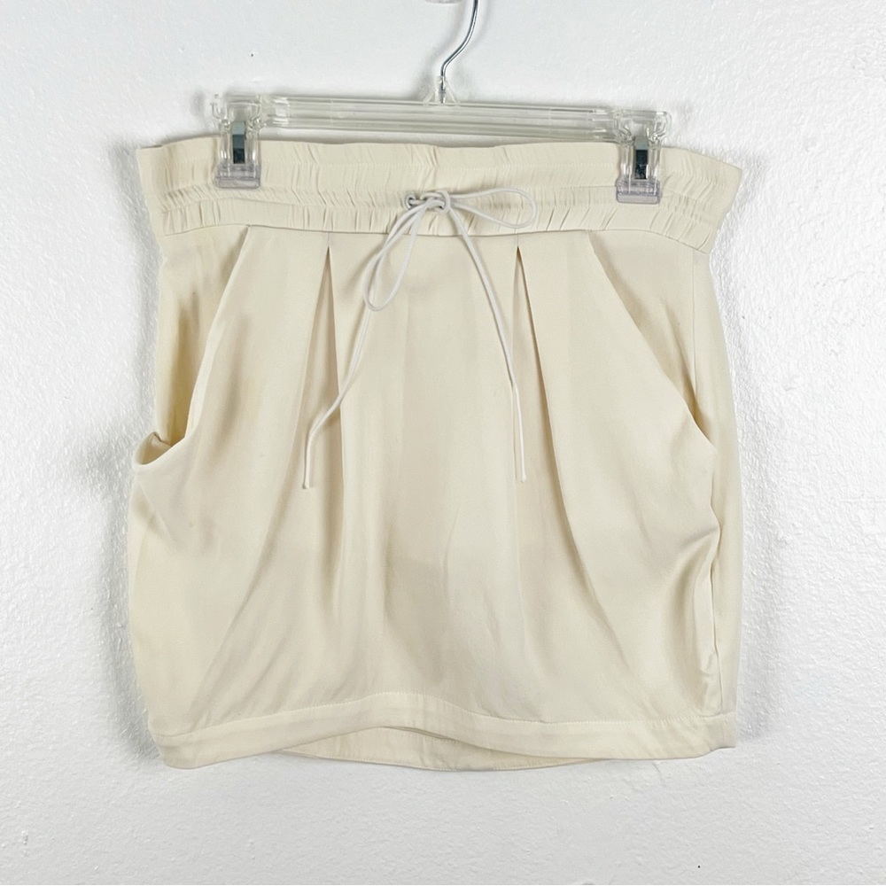A.L.C. 100% Silk Cream Side Pockets Tie Waist Back Zipper Mini Skirt, Size 2